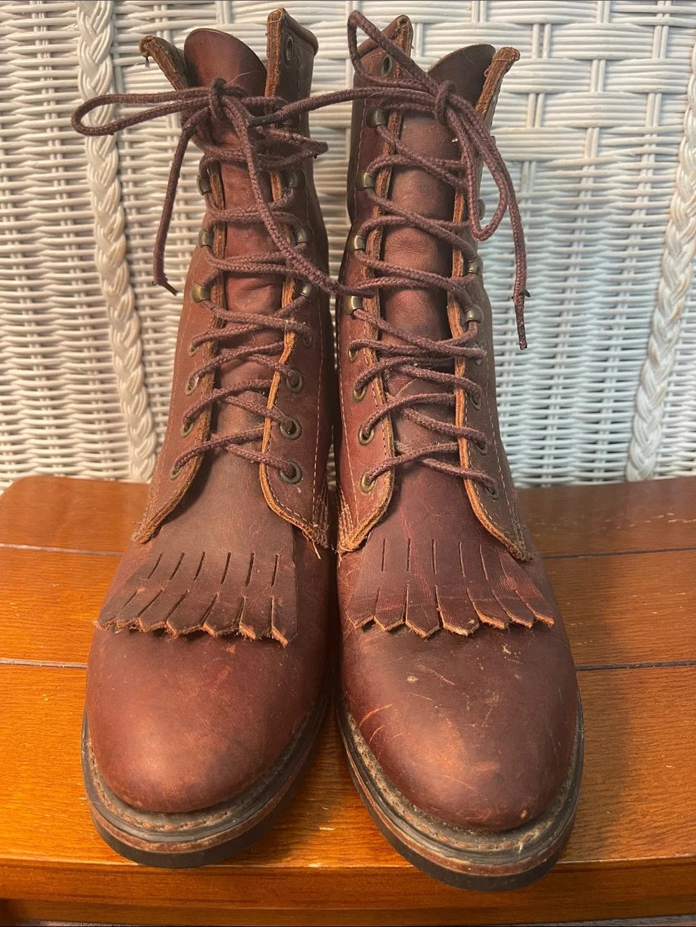 Durango Brown Leather Lace-Up Kiltie Paddock Work Boots Vibram Sole size 7.5D